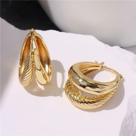 New 18K Gold-Plated Spiral Water Drop Double-Layer Buckle Earrings - Picture 1 of 6